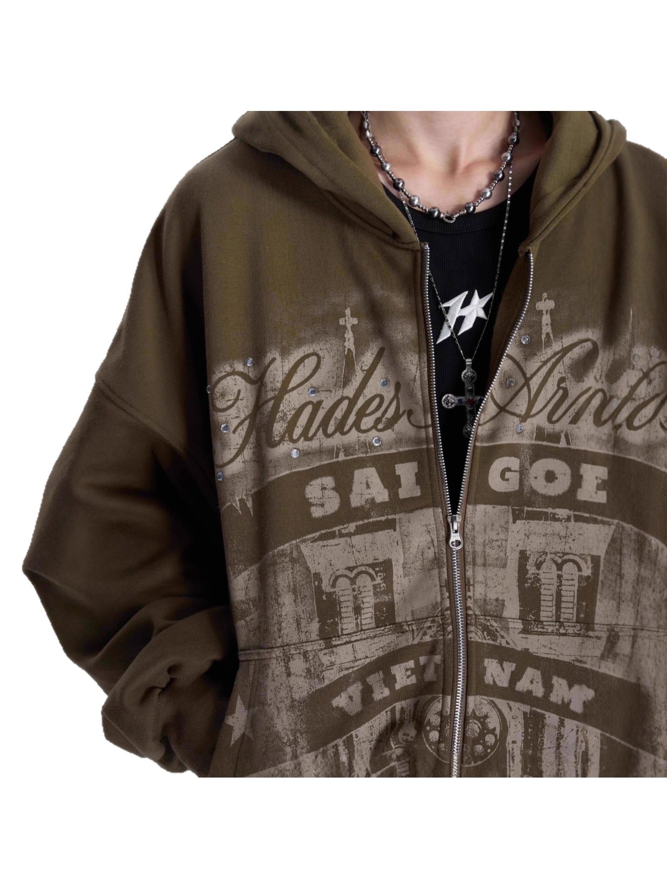 The new hoodie with letter print design, zipper and hood, is a loose version for both men and women